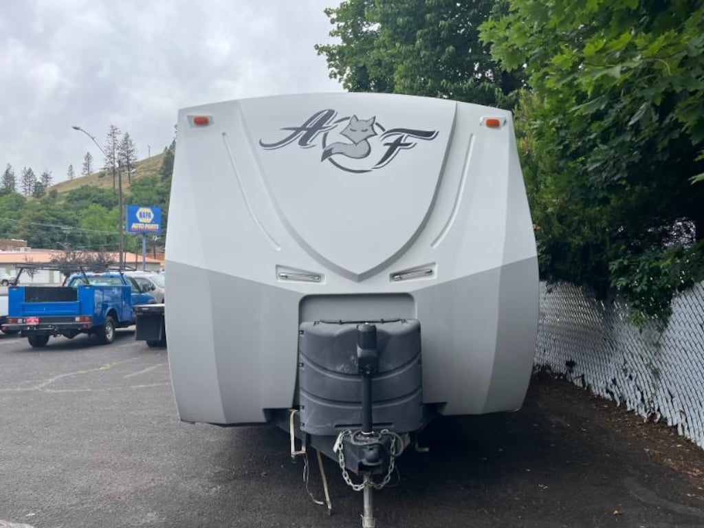 Used 2016 Arctic Fox 25W Four Seasons