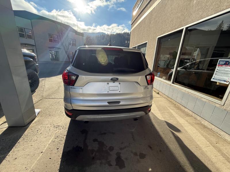 2019 Ford Escape SE photo 4