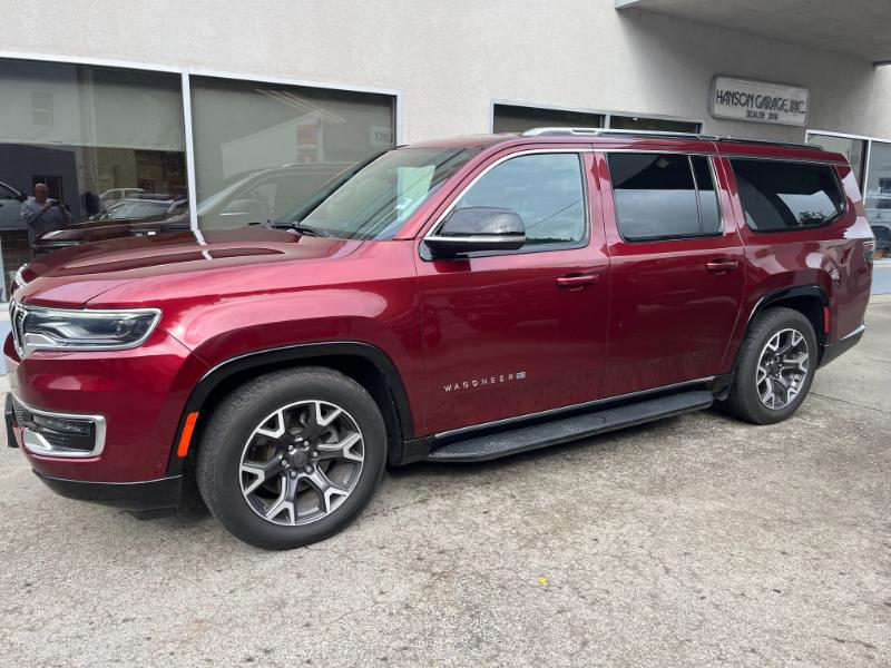2023 Jeep Wagoneer L Series III's photo