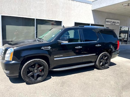2013 Cadillac Escalade AWD 4dr Luxury