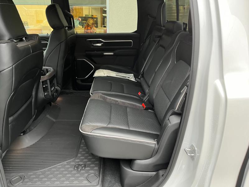 2025 Ram 1500 Laramie photo 4