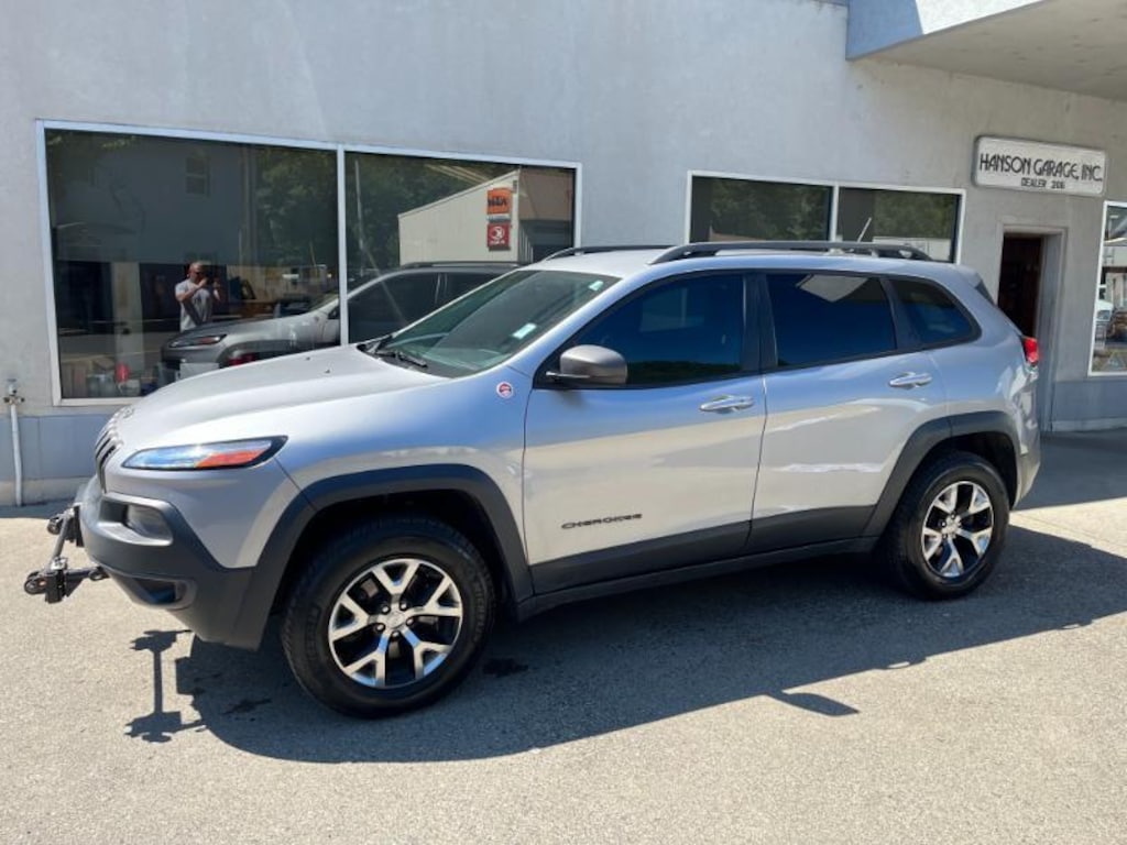 Used 2015 Jeep Cherokee 4WD 4dr Trailhawk