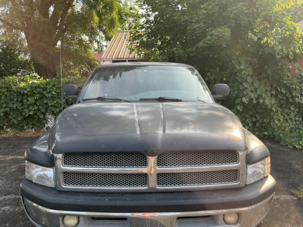 Used 2002 Dodge Ram 2500 4dr Quad Cab 139 WB HD 4WD