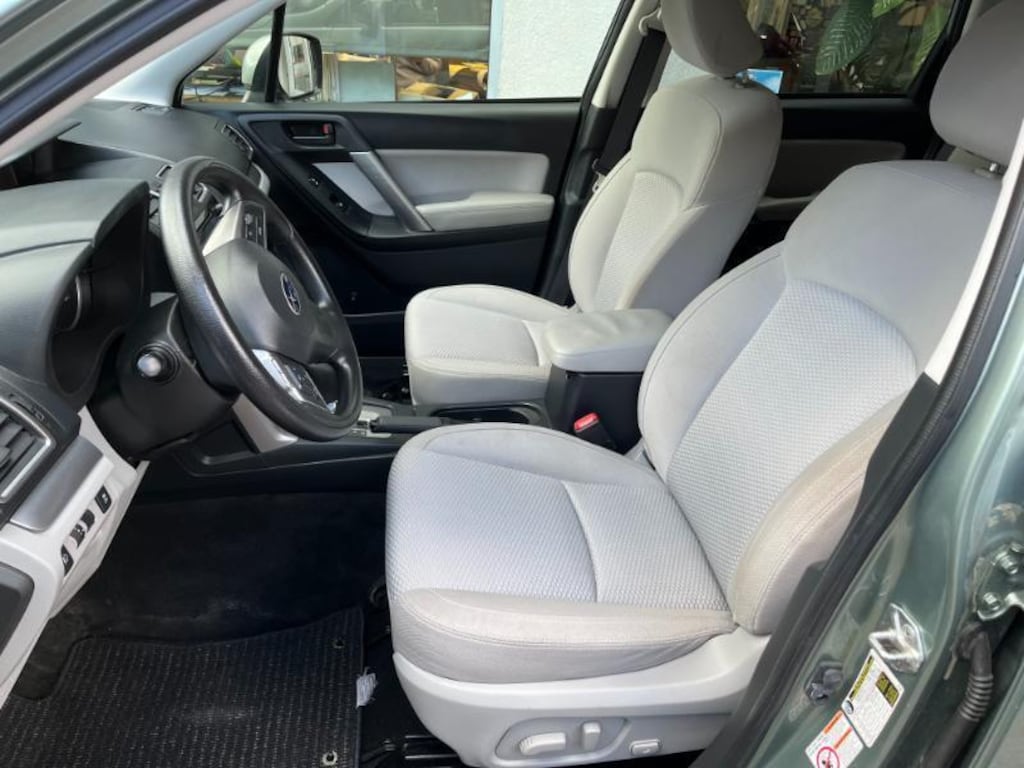 Used 2016 Subaru Forester 4dr CVT 2.5i Premium Pzev