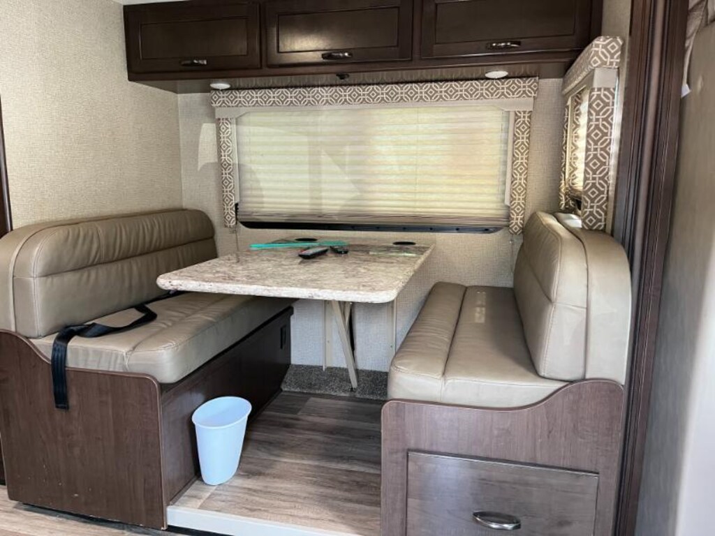 Used 2018 Thor Motor Coach Freedom Elite