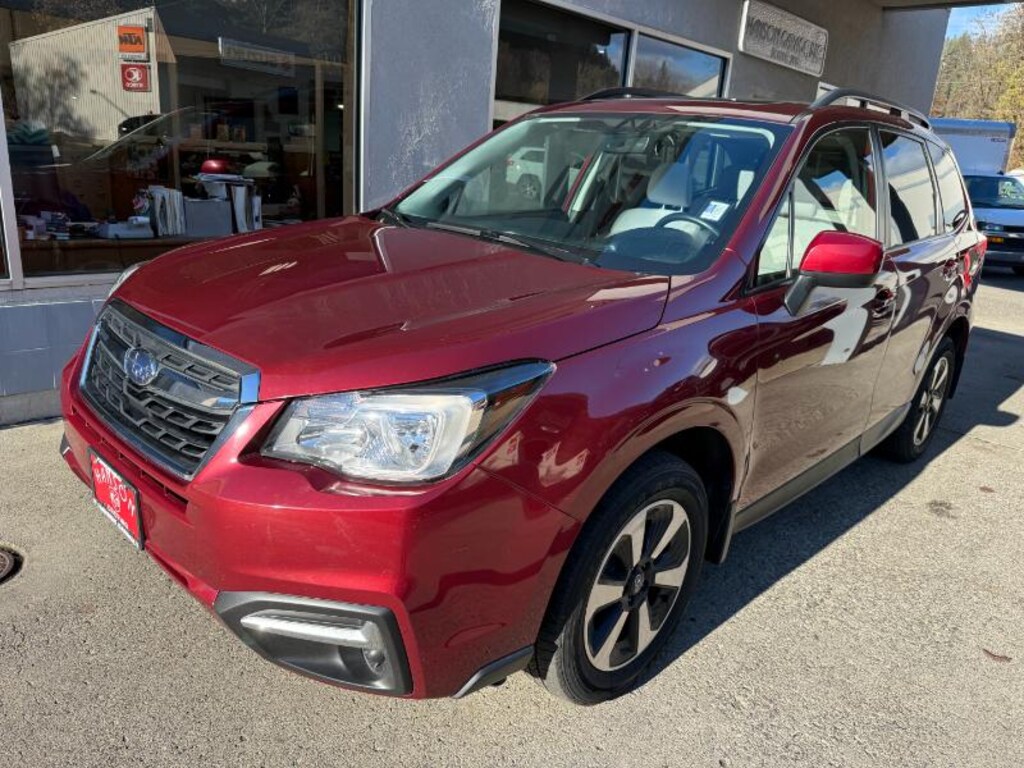 Used 2017 Subaru Forester 2.5i Premium CVT