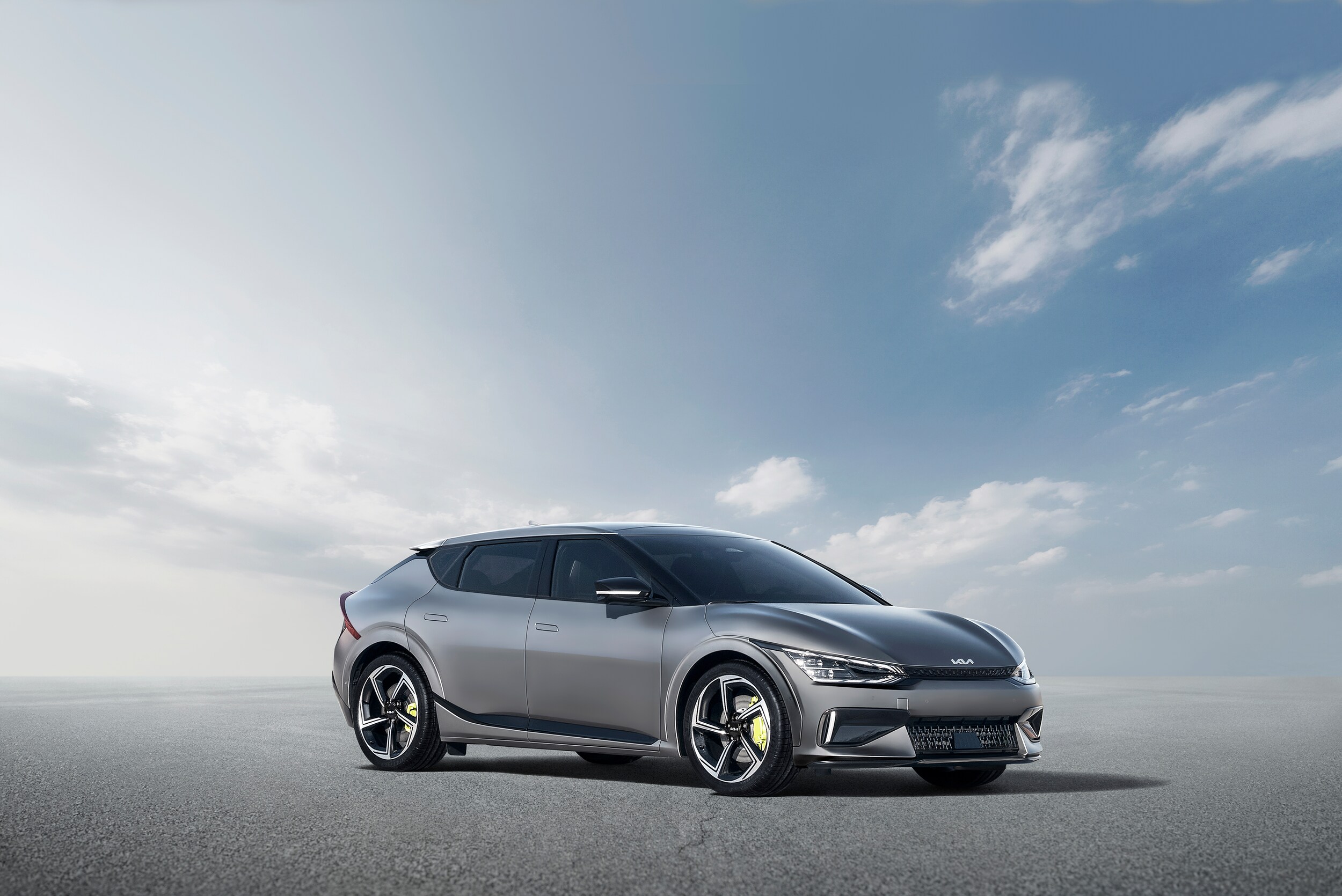 2023-KIA-EV6-GT-SUV-L01.jpeg