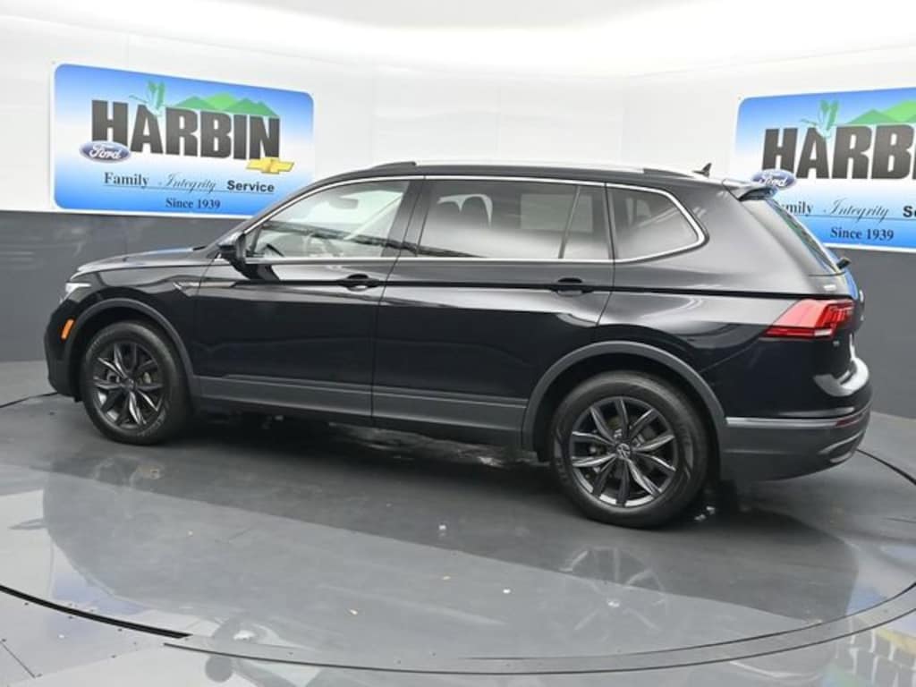 Used 2023 Volkswagen Tiguan SE