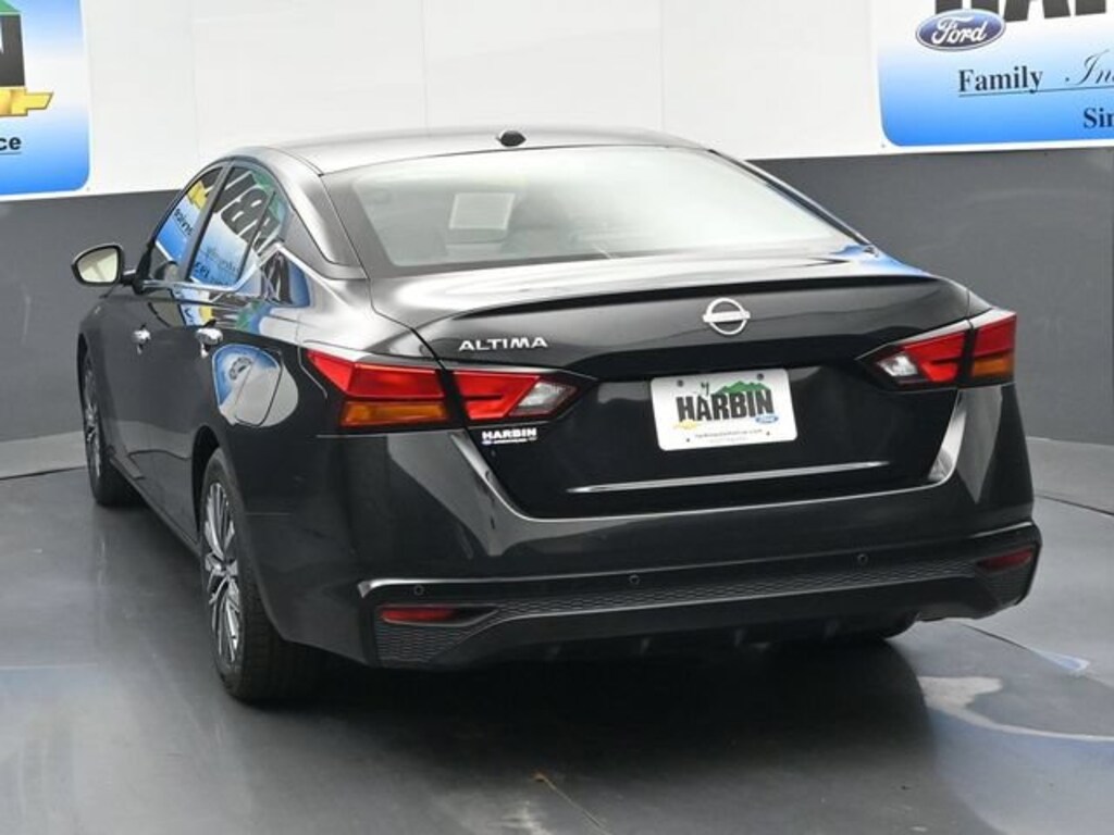 Used 2025 Nissan Altima SV