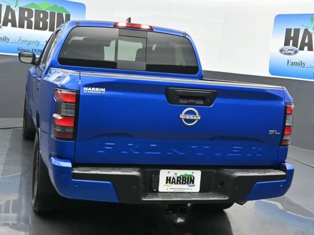 Used 2024 Nissan Frontier SL