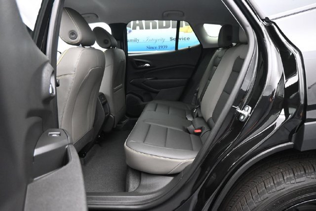 2026 Chevrolet Trax Activ - Photo 8