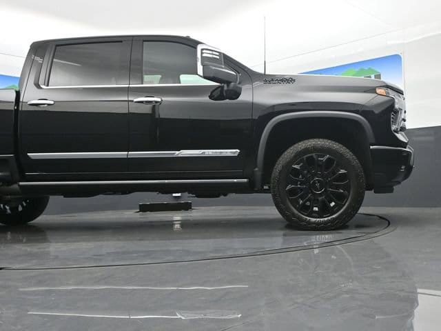2026 Chevrolet Silverado 2500 HD High Country - Photo 11