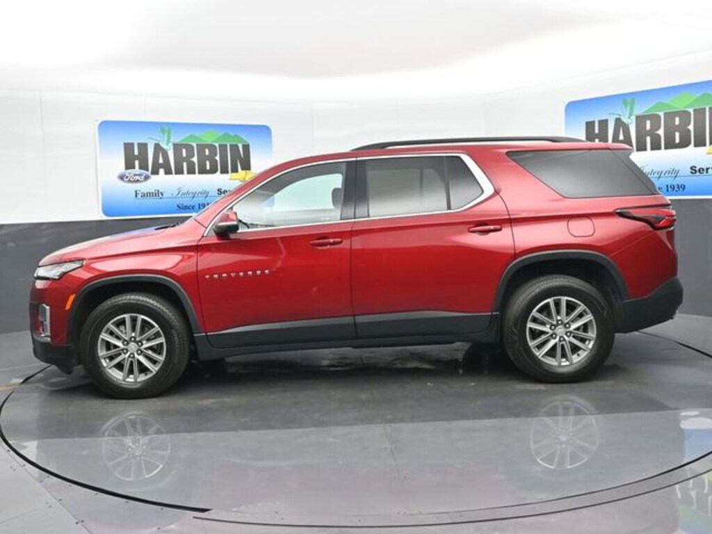 Used 2023 Chevrolet Traverse LT Cloth SUV