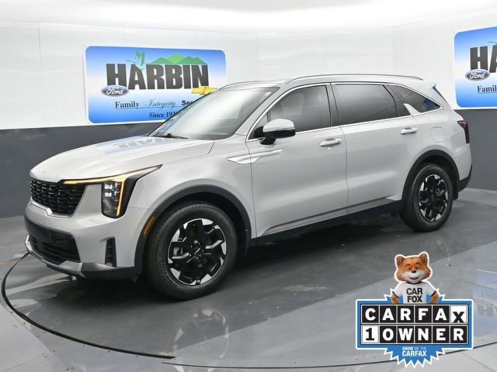 Used 2025 Kia Sorento S