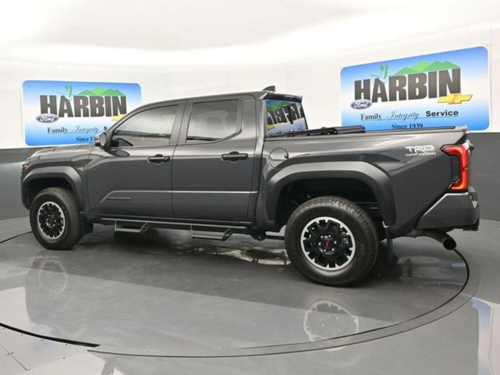 Used 2024 Toyota Tacoma 4WD SR5