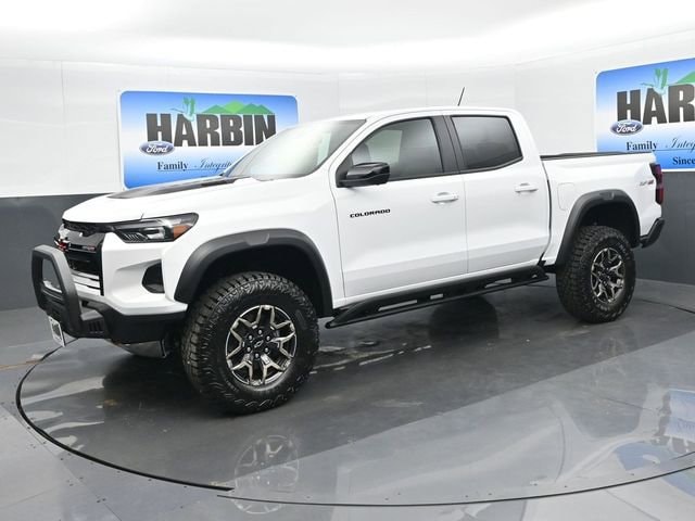 2026 Chevrolet Colorado ZR2 4WD's photo