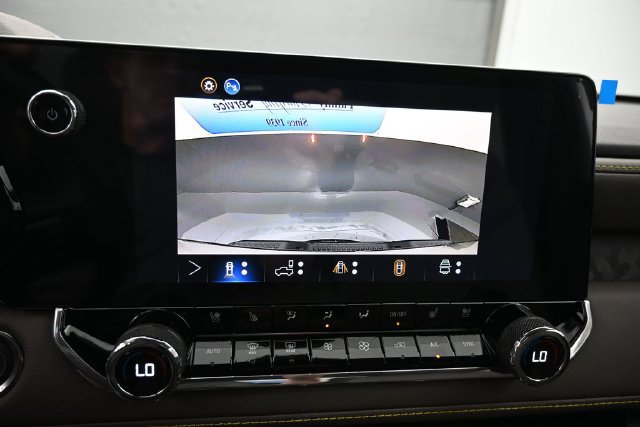 2026 Chevrolet Colorado ZR2 - Photo 15