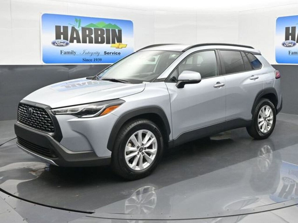 Used 2024 Toyota Corolla Cross LE