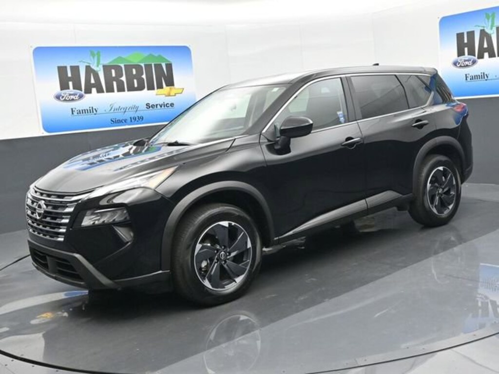 Used 2025 Nissan Rogue SV
