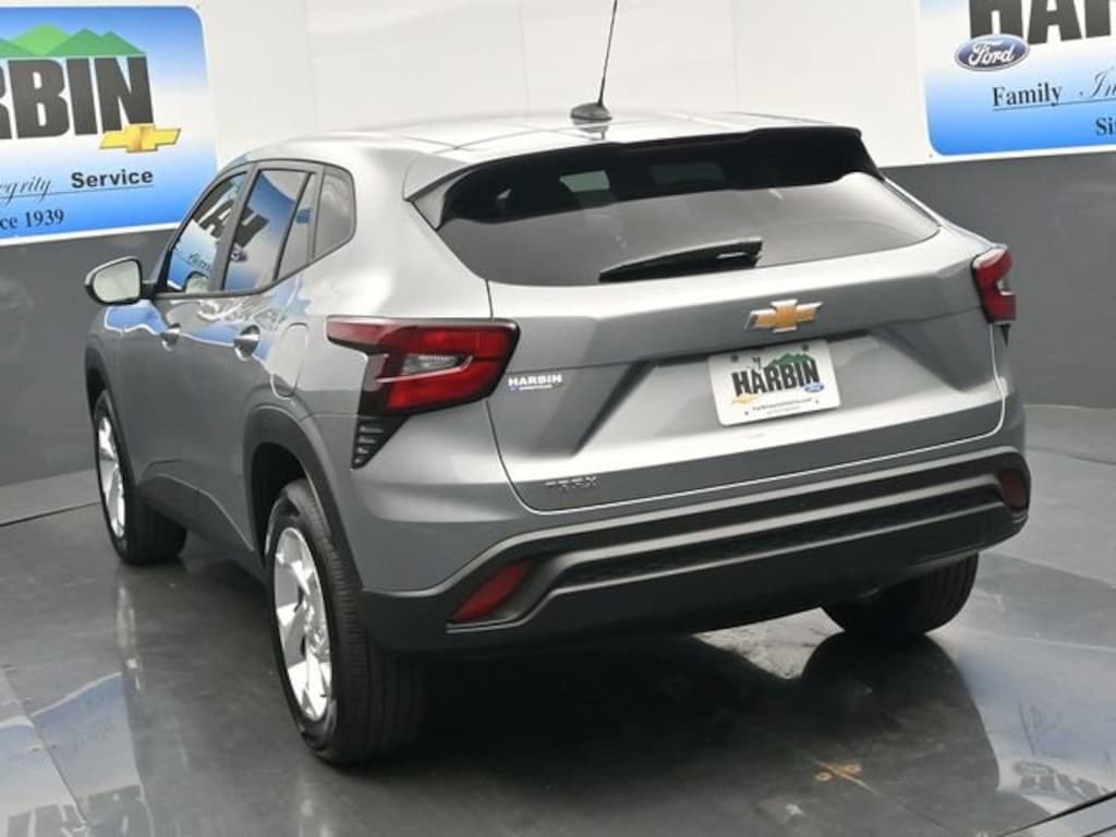New 2026 Chevrolet Trax LS SUV