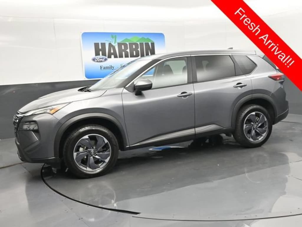 Used 2025 Nissan Rogue SV