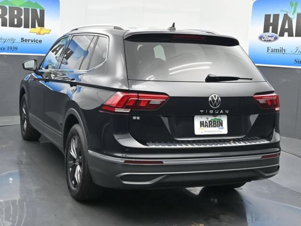 Used 2023 Volkswagen Tiguan SE