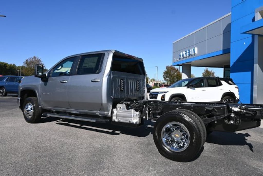 New 2026 Chevrolet Silverado 3500 HD Chassis Cab LT Truck
