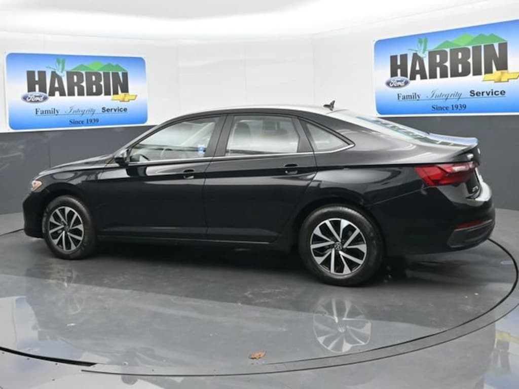 Used 2023 Volkswagen Jetta S