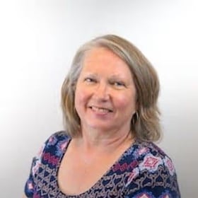 Staff member Regina Bouldin from ID_998d03439ca0