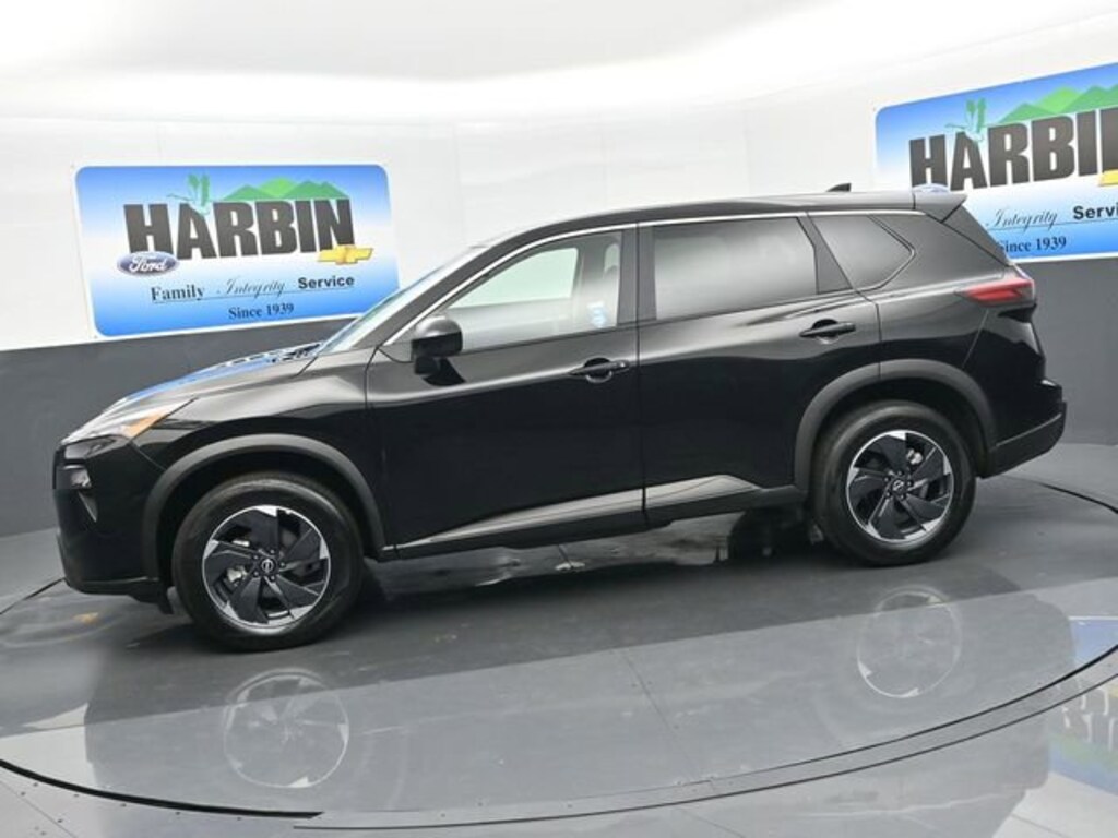 Used 2025 Nissan Rogue SV