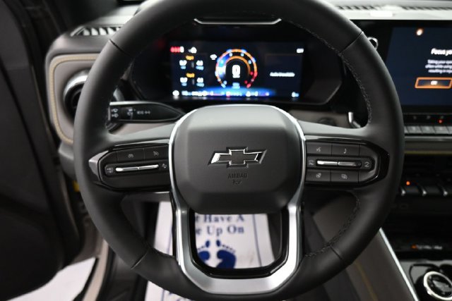 2026 Chevrolet Colorado ZR2 - Photo 12
