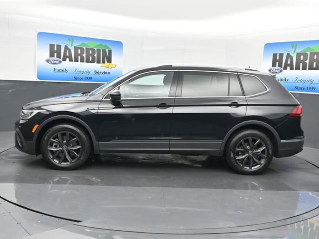 Used 2023 Volkswagen Tiguan SE