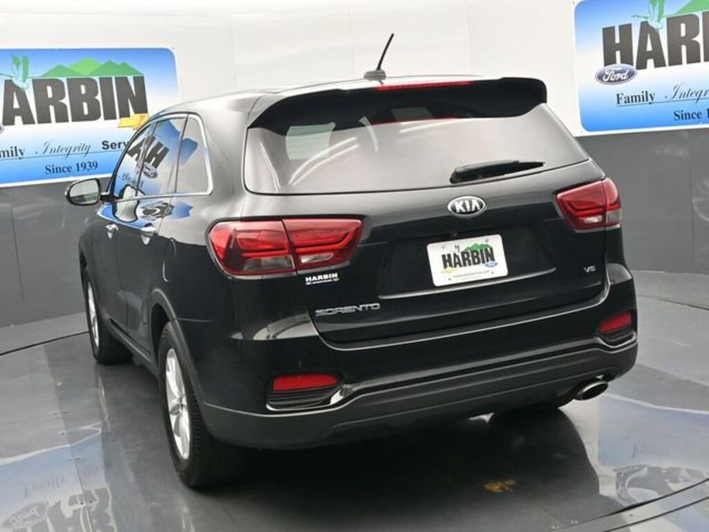 Used 2020 Kia Sorento LX V6