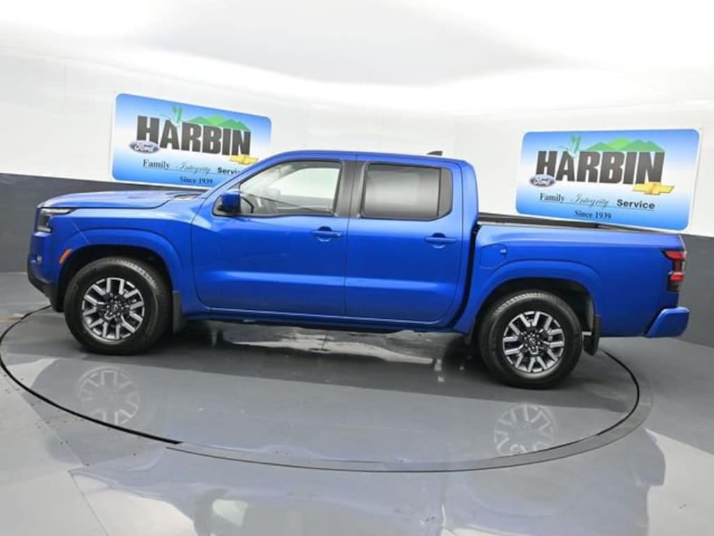 Used 2024 Nissan Frontier SL