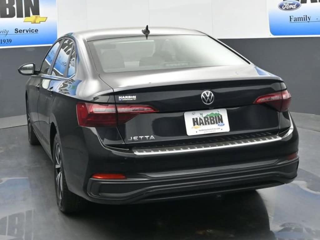 Used 2023 Volkswagen Jetta S