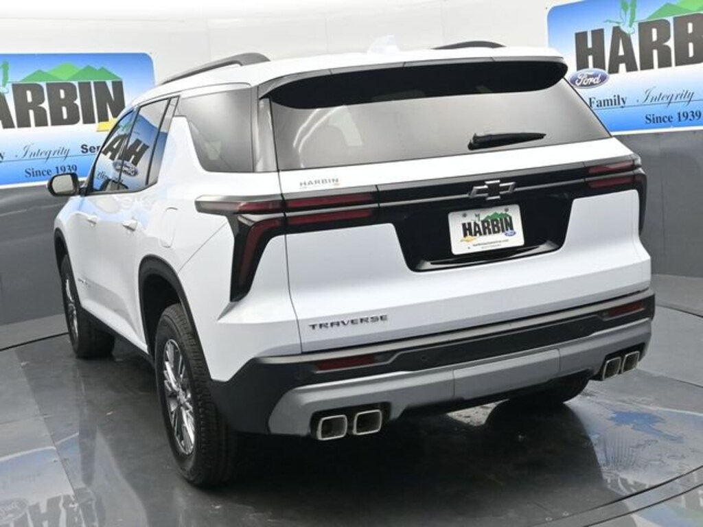 New 2026 Chevrolet Traverse LT SUV