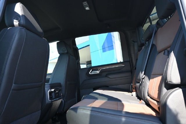 2026 Chevrolet Silverado 3500 HD High Country - Photo 17