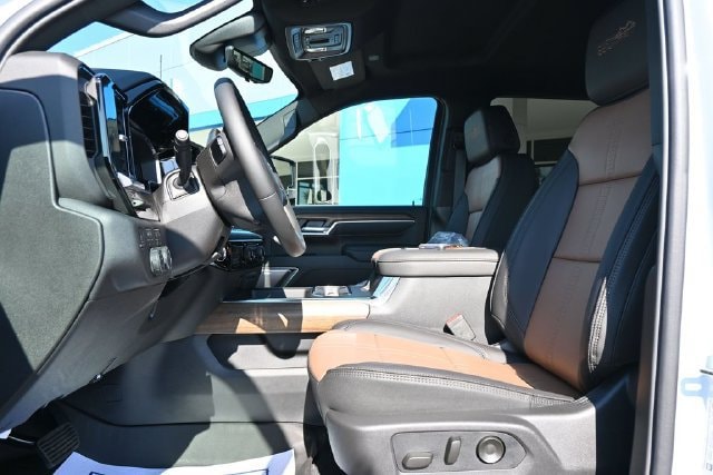 2026 Chevrolet Silverado 3500 HD High Country - Photo 13