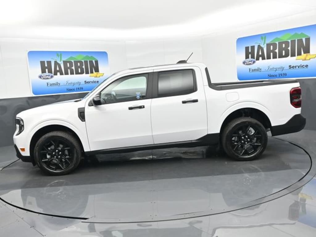 New 2025 Ford Maverick XLT Truck