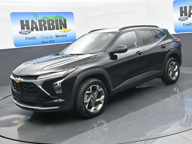 2025 Chevrolet Trax LT's photo