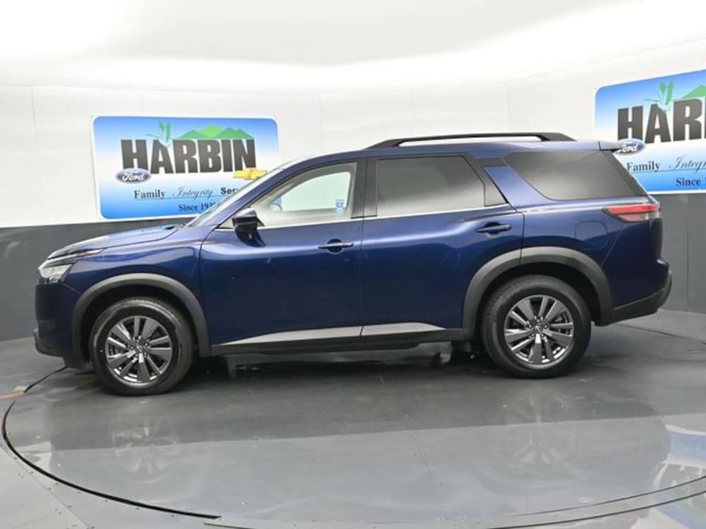 Used 2024 Nissan Pathfinder SV SUV