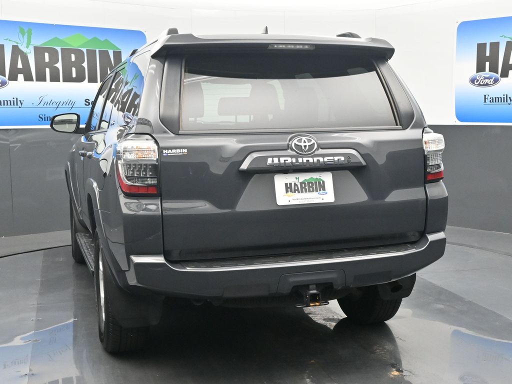 2024 Toyota 4Runner SR5 photo 4