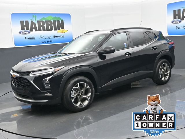 2025 Chevrolet Trax LT's photo