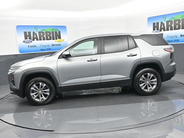 2025 Chevrolet Equinox LT photo 2