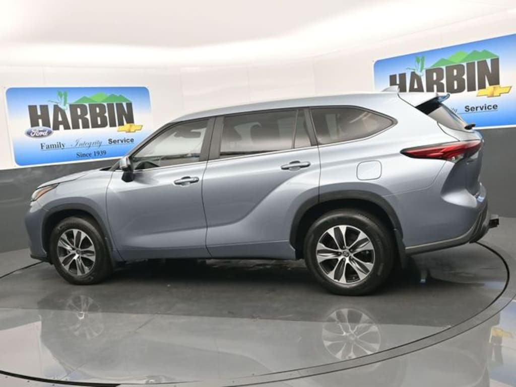 Used 2023 Toyota Highlander XLE SUV