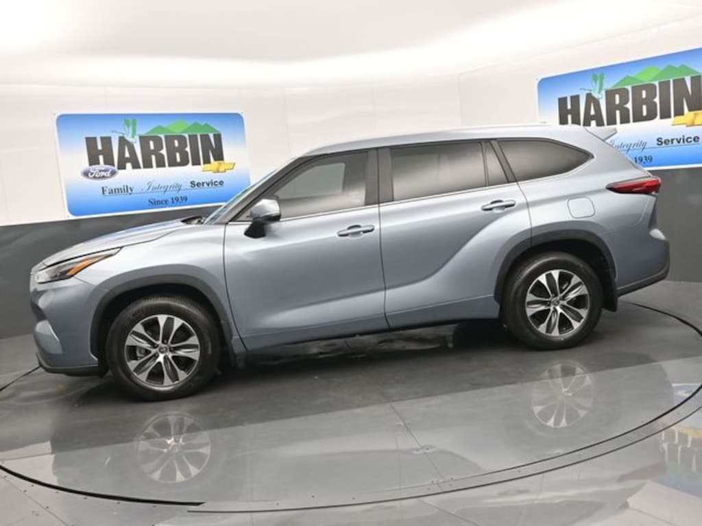 Used 2023 Toyota Highlander XLE SUV