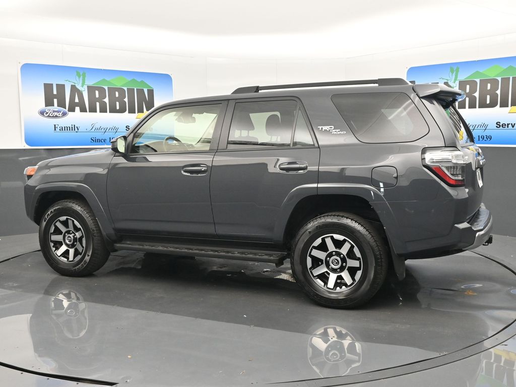 2024 Toyota 4Runner TRD photo 3