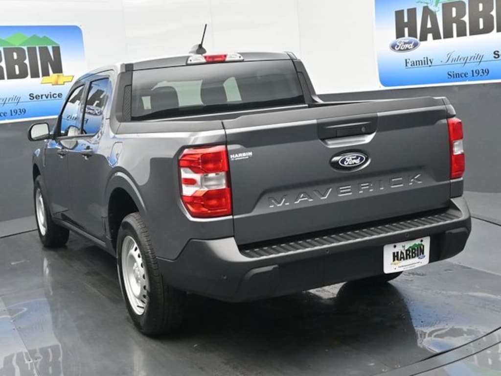 New 2025 Ford Maverick XL Truck
