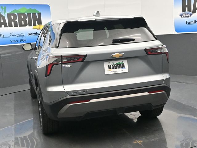 2025 Chevrolet Equinox LT photo 4