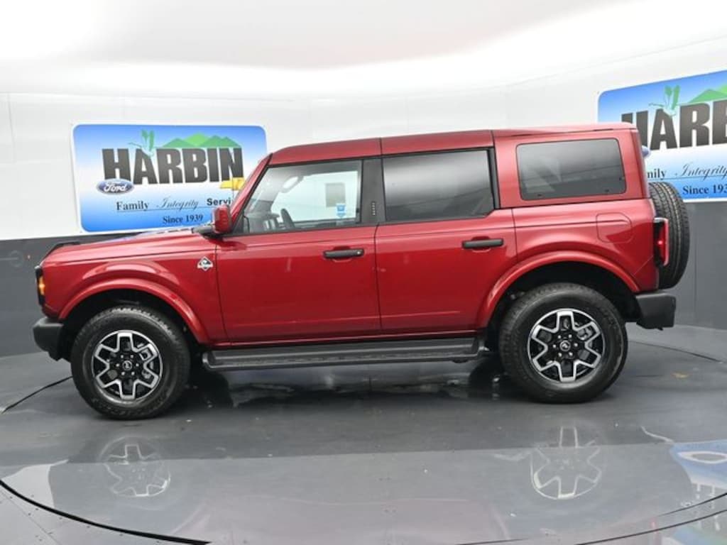 New 2026 Ford Bronco Outer Banks SUV